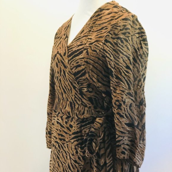NWT GANNI MINI Georgette Wrap Dress, Tiger Pattern Size 12 (44) - Picture 9 of 14